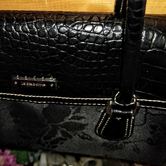 Liz Claiborne Luxury Black Bag - Picture 3 of 16